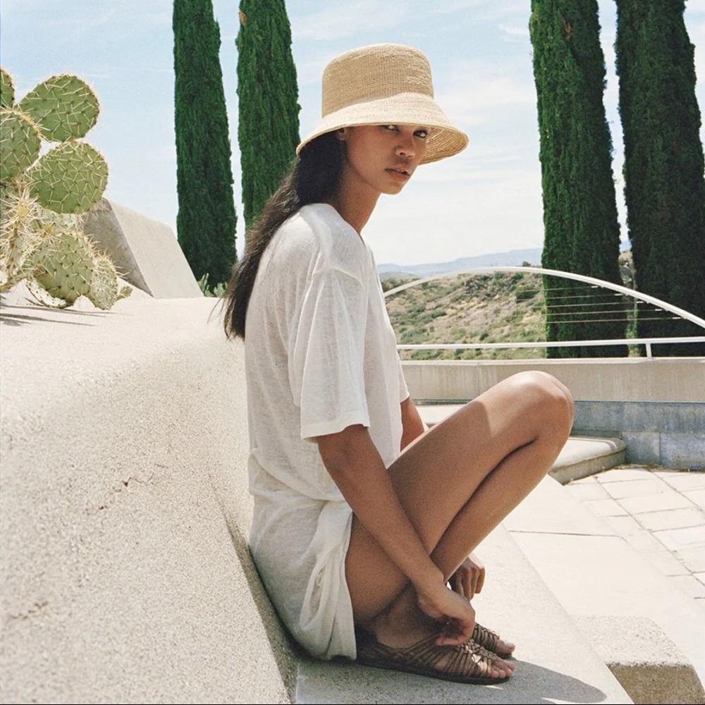 Lack of color Inca bucket hat